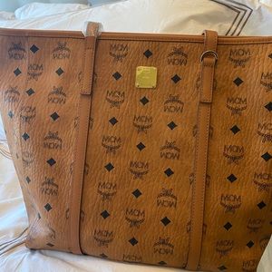 New MCM TONI VISETOS SHOPPER